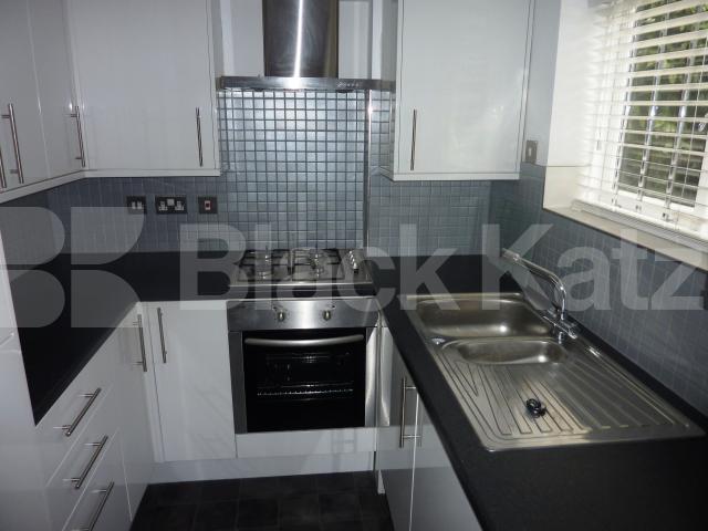 			Under Offer, 1 Bedroom, 1 bath, 1 reception Flat			 Agar Grove, CAMDEN SQUARE